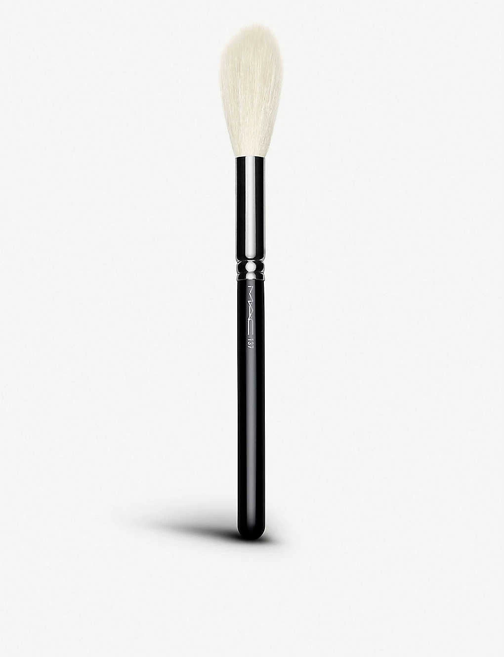 MAC 137 Long Blending Brush 3 MAC 137 Long Blending Brush