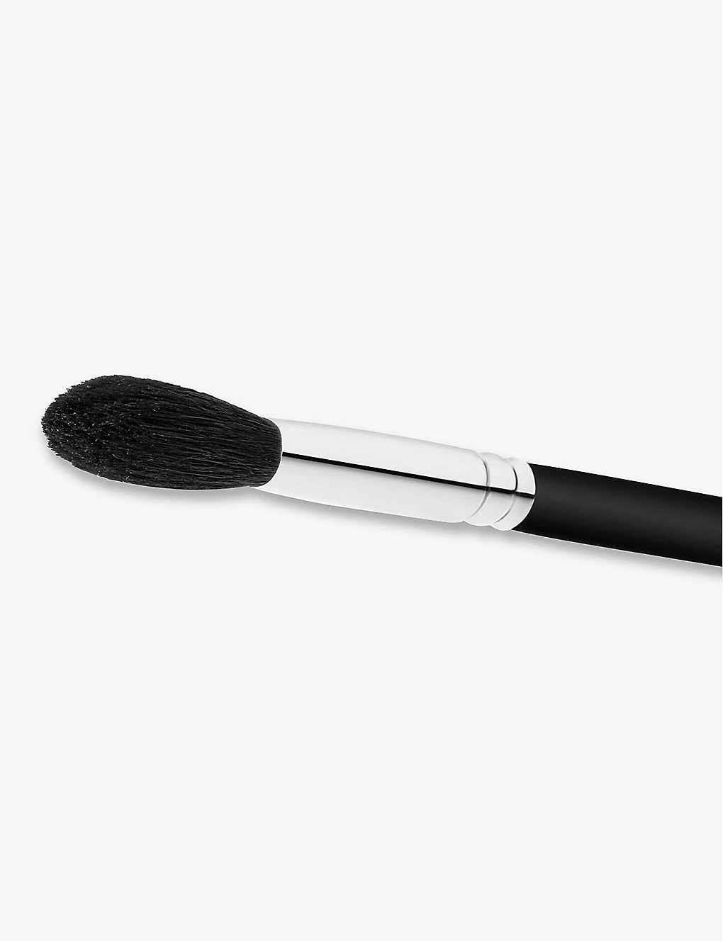 MAC 116 Blush Brush 3 MAC 116 Blush Brush